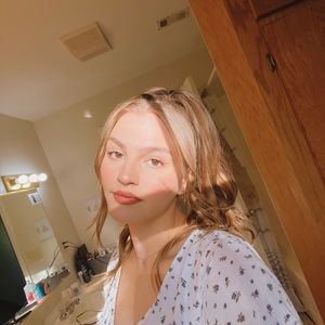 Meet your Posher, Haley